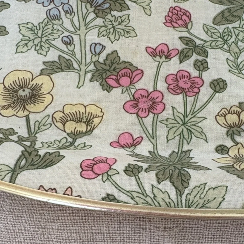 Keswick Floral Fiberglass Oval Serving Tray with Gold Rim - Picture 3 of 6